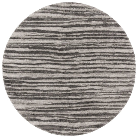 Safavieh Seattle Shag 900 6'-7" x 6'-7" Rug in Ivory / Grey