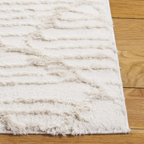Safavieh Seattle Shag 900 4'-0" x 6'-0" Rug in Ivory