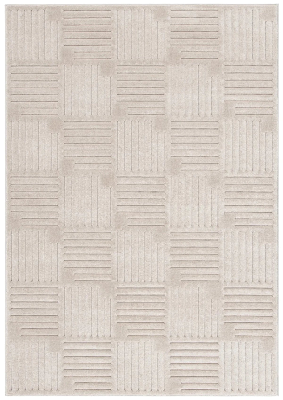 Safavieh Selena 4'-0" x 6'-0" Rug in Beige