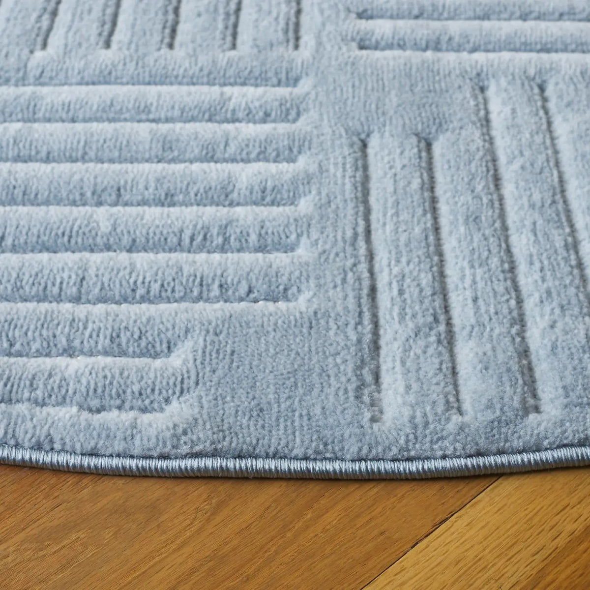 Safavieh Selena 6'-7" x 6'-7" Rug in Blue