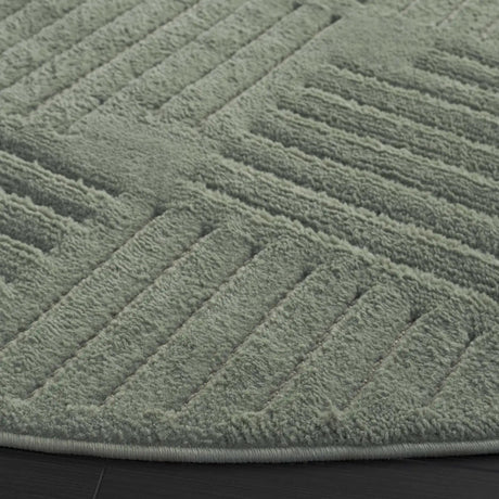 Safavieh Selena 6'-7" x 6'-7" Rug in Green
