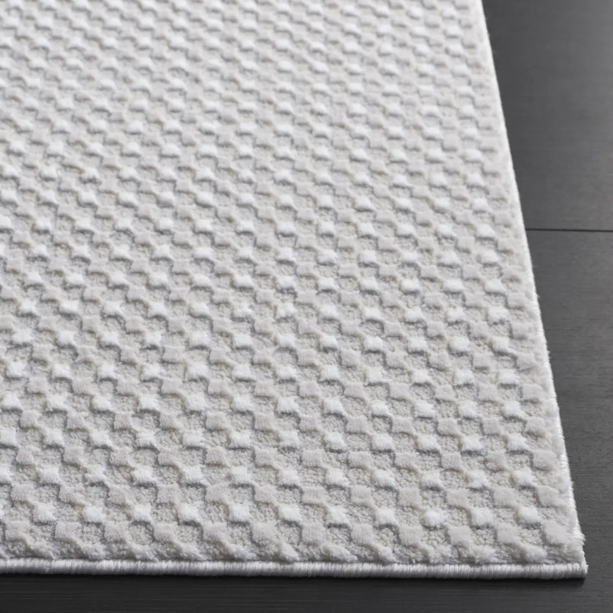 Safavieh Slate 700 4'-0" x 6'-0" Rug in Taupe / Ivory