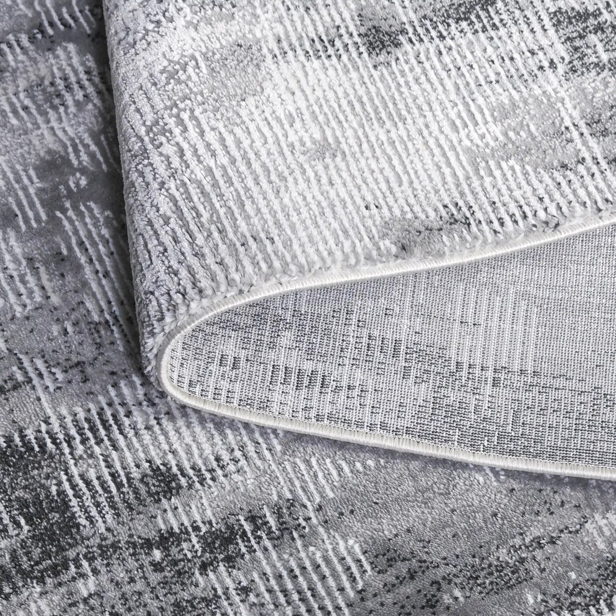 Safavieh Slate 700 4'-0" x 6'-0" Rug in Grey / Ivory