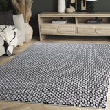 Safavieh Slate 700 4'-0" x 6'-0" Rug in Ivory / Black