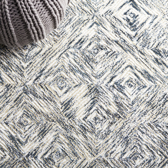 Safavieh Soho Soh125Y Ivory/Green Rug.