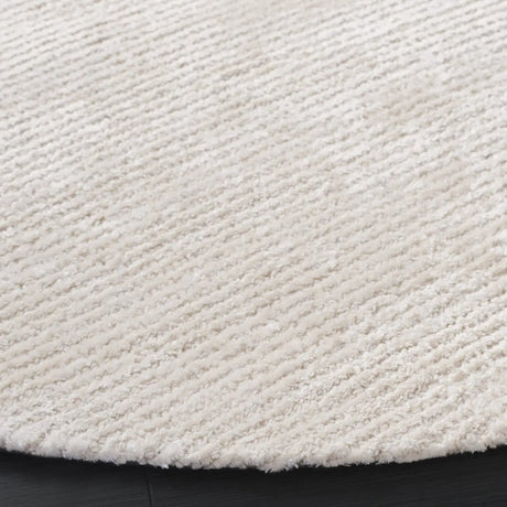 Safavieh Soho 6'-0" x 6'-0" Rug in Ivory