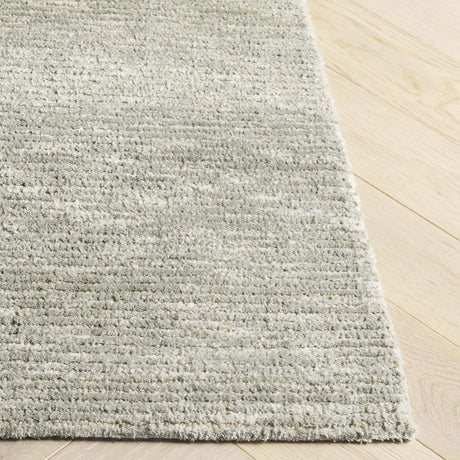 Safavieh Soho 4'-0" x 6'-0" Rug in Green