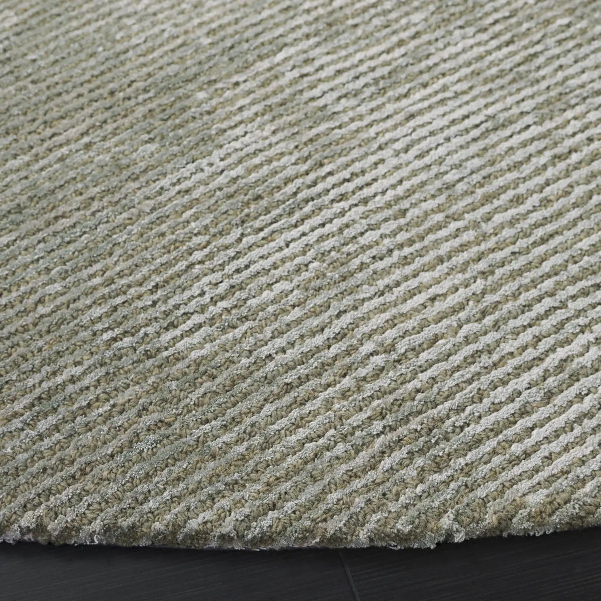 Safavieh Soho 6'-0" x 6'-0" Rug in Green