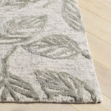 Safavieh Soho 4'-0" x 6'-0" Rug in Green