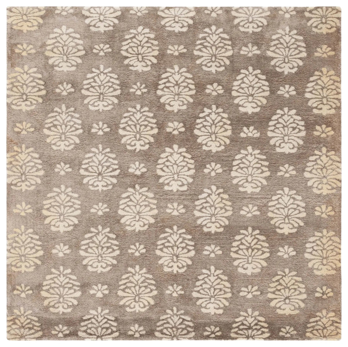 Safavieh Soho 6'-0" x 6'-0" Rug in Beige / Ivory