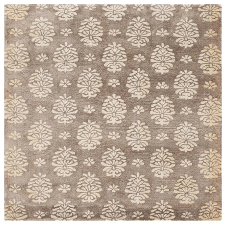 Safavieh Soho 6'-0" x 6'-0" Rug in Beige / Ivory