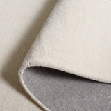 Safavieh Soho 4'-0" x 6'-0" Rug in Beige / Ivory