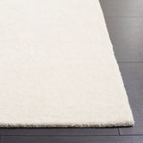 Safavieh Soho 4'-0" x 6'-0" Rug in Beige / Ivory