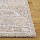 Safavieh Soho 4'-0" x 6'-0" Rug in Beige / Ivory