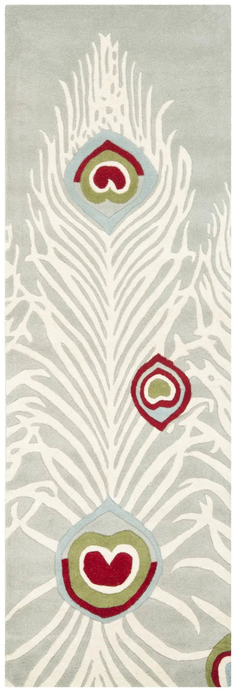 Safavieh Soho 2'-6" x 8'-0" Rug in Grey / Ivory