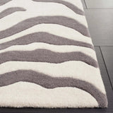 Safavieh Soho 4'-0" x 6'-0" Rug in Ivory / Grey