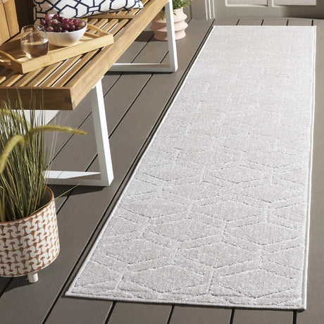 Safavieh Stella 2'-0" x 8'-0" Rug in Ivory