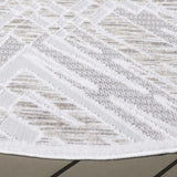 Safavieh Stella 6'-7" x 6'-7" Rug in Ivory / Beige