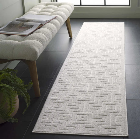 Safavieh Stella 2'-0" x 8'-0" Rug in Ivory