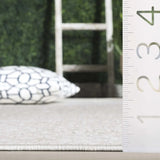 Safavieh Stella 4'-0" x 6'-0" Rug in Ivory
