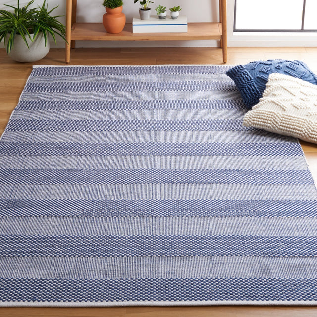 Safavieh Striped Kilim Stk802M Ivory/Blue Rug.