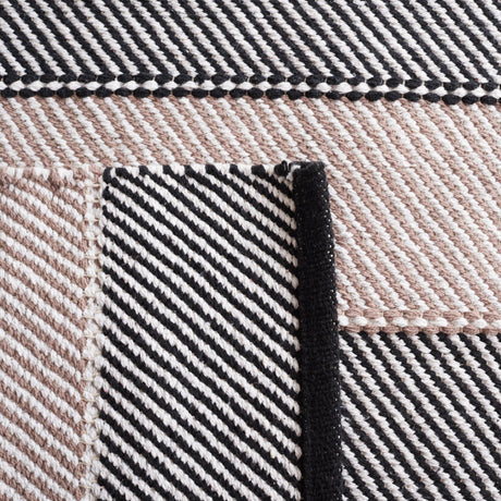 Safavieh Striped Kilim Stk803Z Ivory/Black Rug.