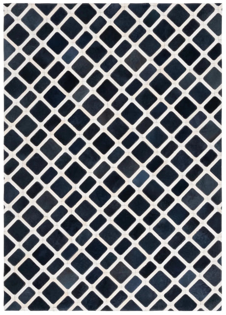 Safavieh Studio Leather 4'-0" x 6'-0" Rug in Black / Ivory