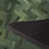 Safavieh Studio Leather 4'-0" x 6'-0" Rug in Green