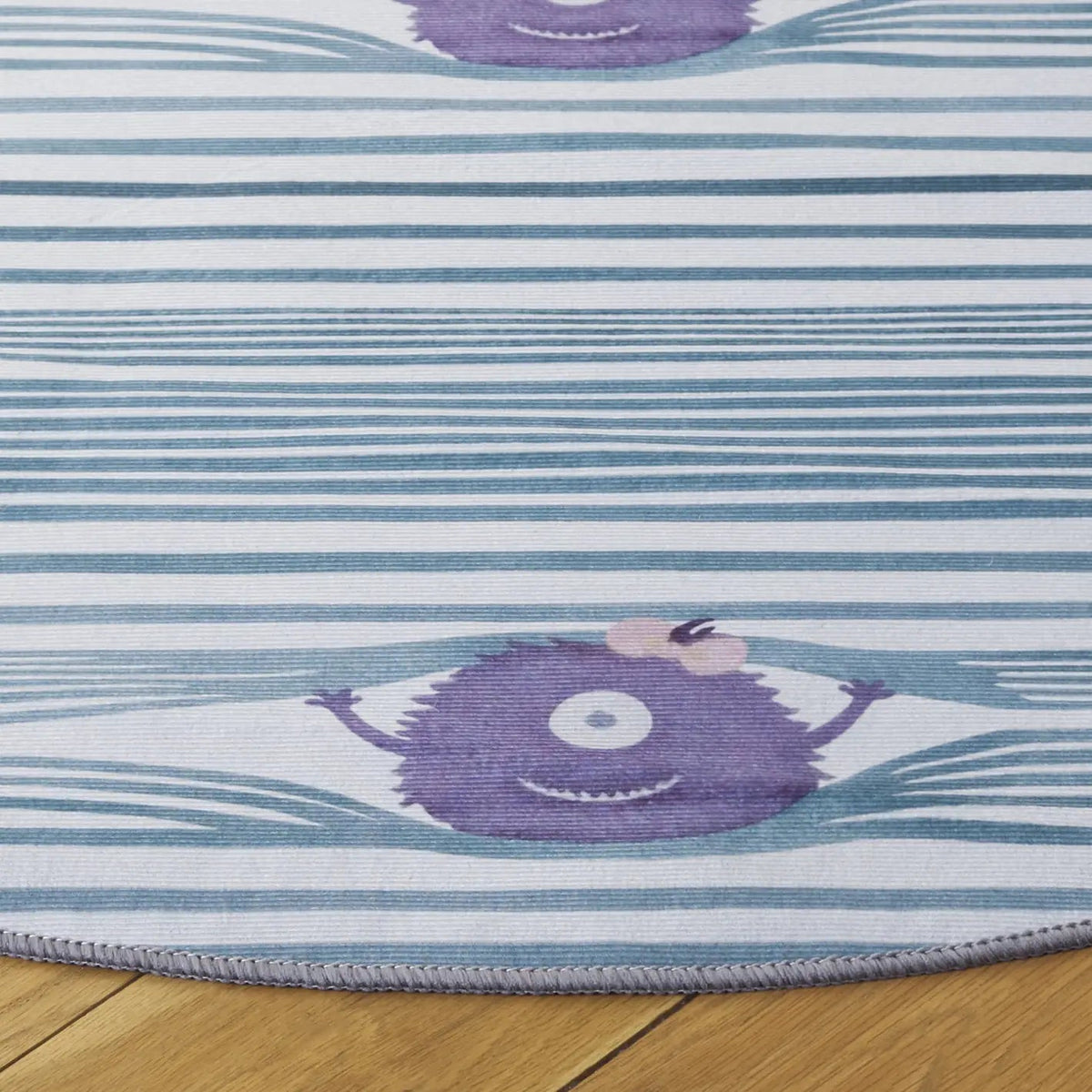 Safavieh Tacoma Kids 100 5'-0" x 5'-0" Rug in Grey / Blue