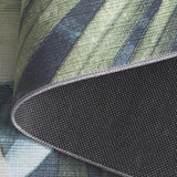 Safavieh Tacoma 4'-0" x 6'-0" Rug in Green