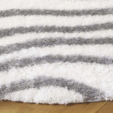 Safavieh Tahoe Shag 6'-7" x 6'-7" Rug in Ivory / Grey