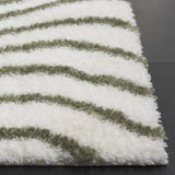 Safavieh Tahoe Shag 4'-0" x 6'-0" Rug in Ivory / Green