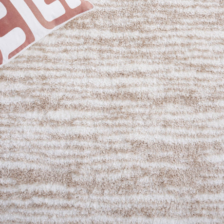 Safavieh Tahoe Shag Tho688D Ivory/Gold Rug.