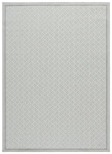 Safavieh Terrace 800 4'-0" x 6'-0" Rug in Grey / Ivory