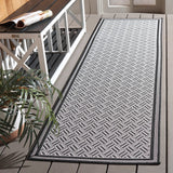 Safavieh Terrace 800 2'-3" x 8'-0" Rug in Black / White