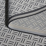 Safavieh Terrace 800 4'-0" x 6'-0" Rug in Black / White