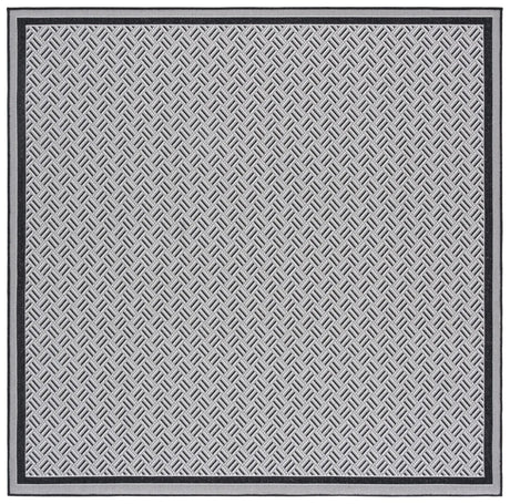 Safavieh Terrace 800 6'-7" x 6'-7" Rug in Black / White