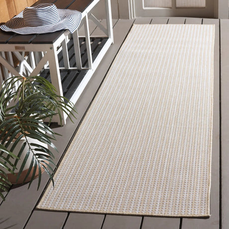 Safavieh Terrace 800 2'-3" x 8'-0" Rug in Beige / Ivory