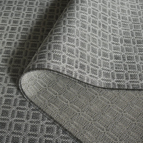 Safavieh Terrace 800 4'-0" x 6'-0" Rug in Grey / Dark Grey