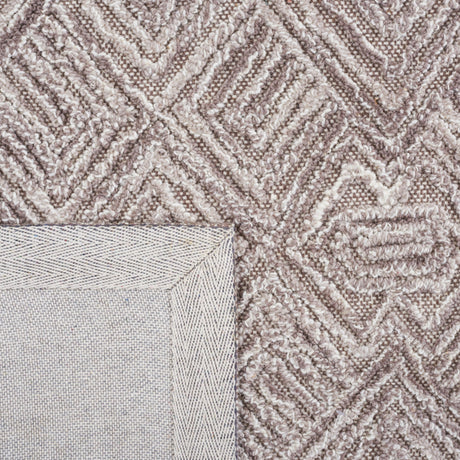 Safavieh Textual Txt201T Brown Rug.