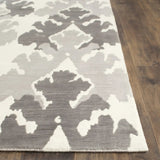 Safavieh Tibetan 6'-0" x 9'-0" Rug in Pearl / Grey