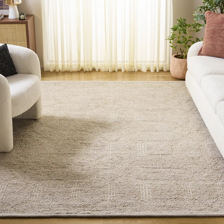 Safavieh Tibetan 6'-0" x 9'-0" Rug in Ivory / Beige