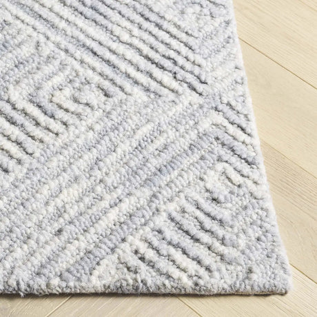 Safavieh Trace 4'-0" x 6'-0" Rug in Grey