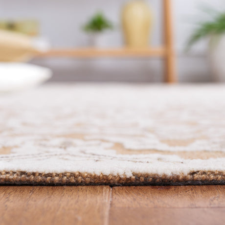 Safavieh Trace Trc304D Gold/Ivory Rug.