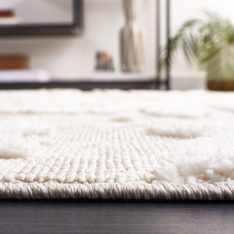 Safavieh Trends Trd100B Beige/Ivory Rug.