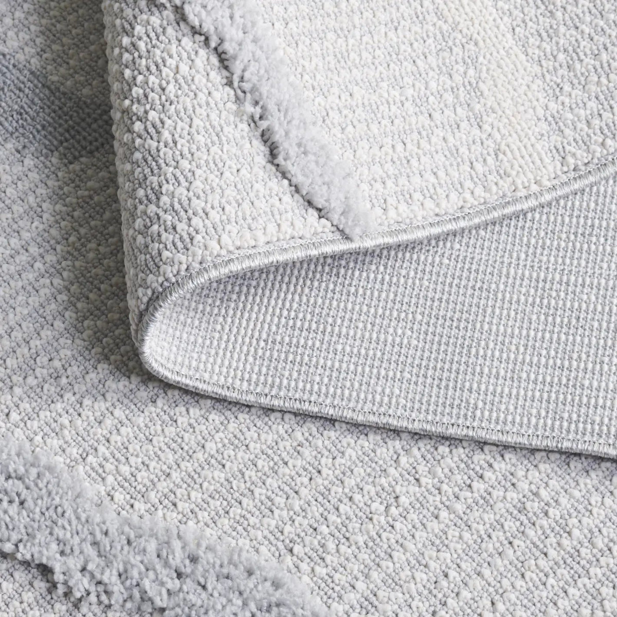 Safavieh Trends 4'-0" x 6'-0" Rug in Ivory / Grey