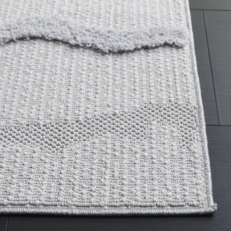 Safavieh Trends 4'-0" x 6'-0" Rug in Ivory / Grey