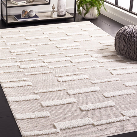 Safavieh Trends Trd120B Beige/Ivory Rug.