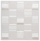 Safavieh Trends 6'-7" x 6'-7" Rug in Beige / Ivory