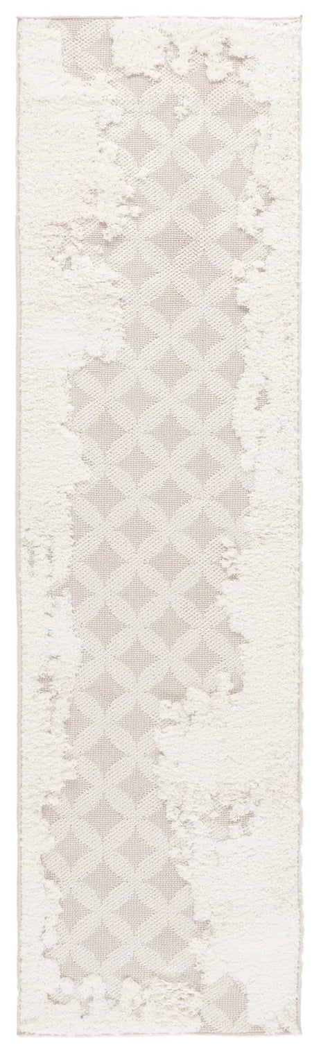 Safavieh Trends 2'-2" x 8'-0" Rug in Beige / Ivory
